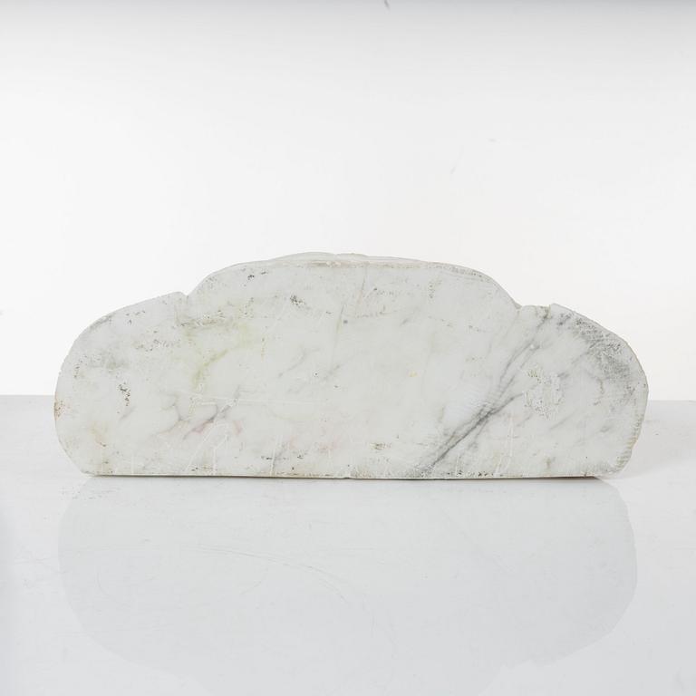 Antique-style bust, Carrara marble, 20th century.