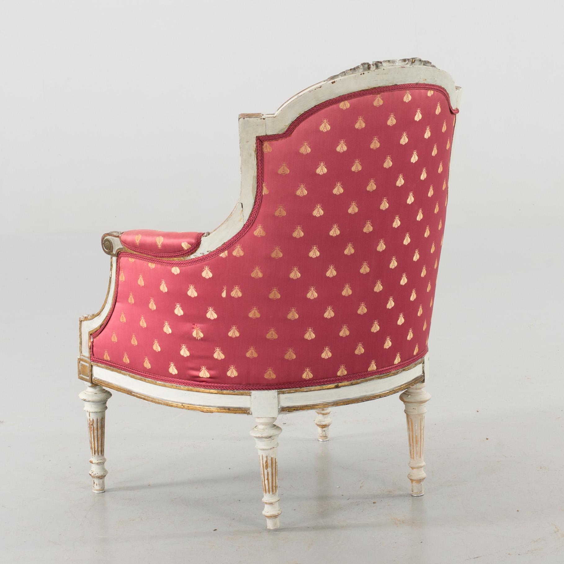 A LOUIS XVI STYLE BERGERE, 20th century.