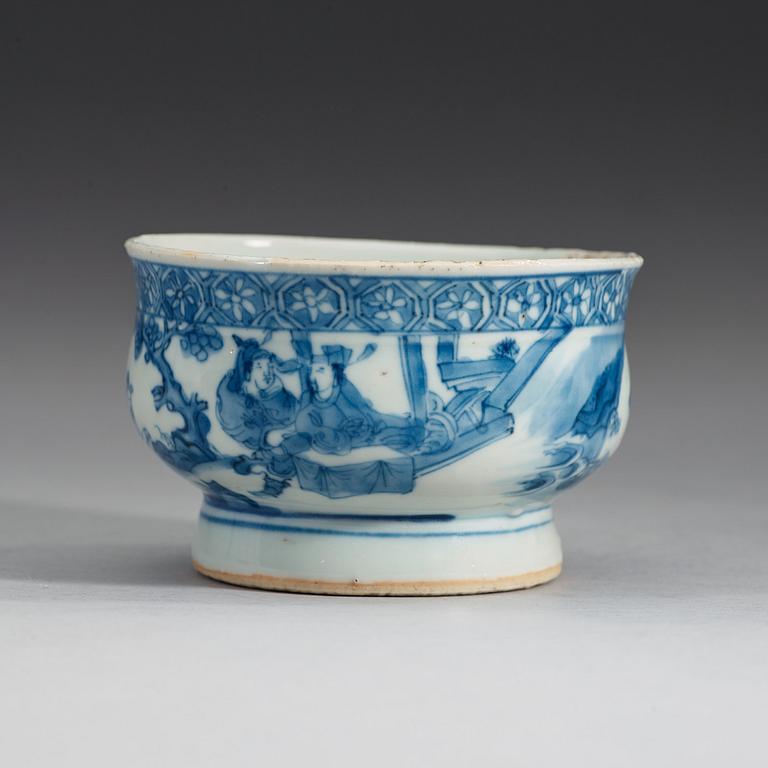 A blue and white censer, Qing dynasty, Kangxi (1662-1722).