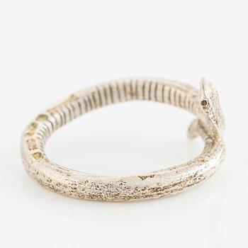 Ring, Terrs, silver i form av orm.