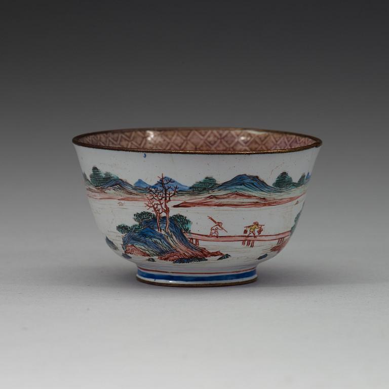 An enamel on copper tea cup, Qing dynasty, 19th Century.