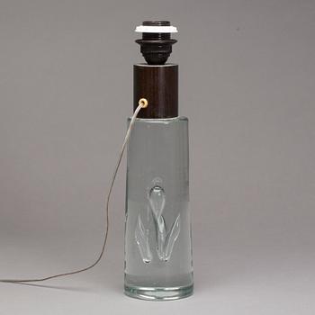 BORDSLAMPA, 1900-talets andra hälft.