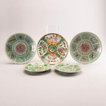 A set of 2+2+1 kanton porcelain plates later part of the 19th century.