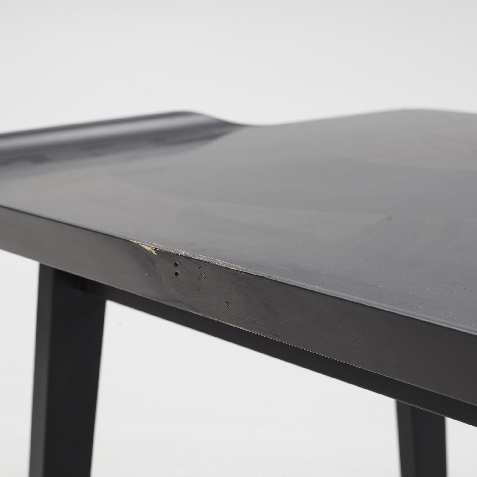 Antonio Citterio, a 'Recepio 14' desk, Maxalto.