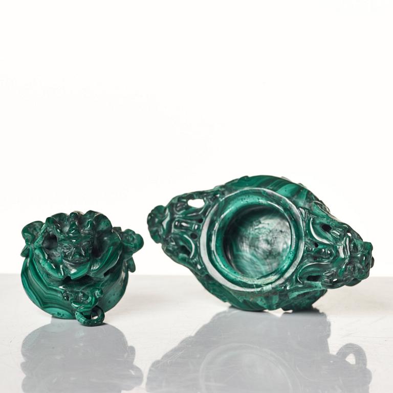 A Chinese malachite tripod censer with cover, early 20th Century.