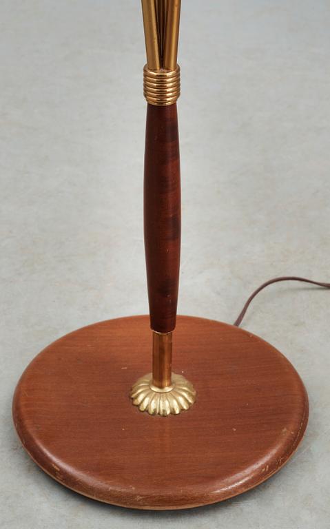 GOLVLAMPA, 1900-talets mitt.