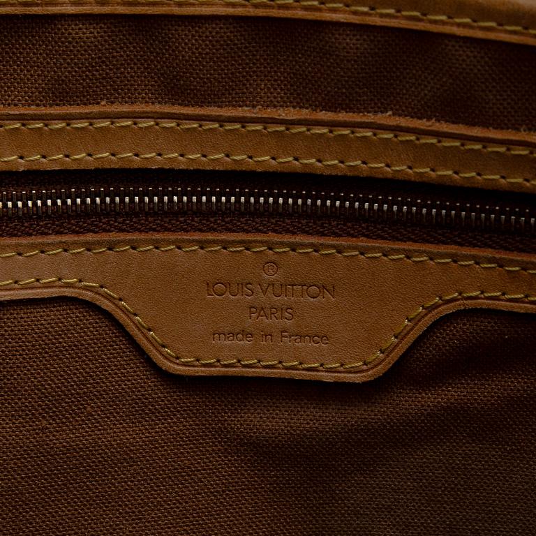 Louis Vuitton, a Monogram Canvas 'Vavin GM' bag.