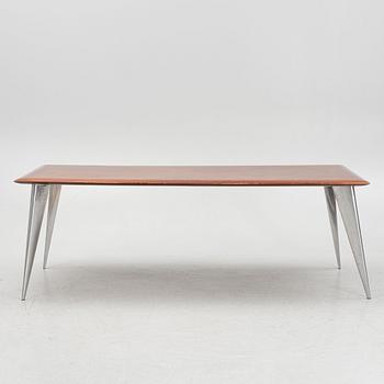 Philippe Starck, matbord, Lang model M, Aleph, Driade, Italien, sent 1900-tal.