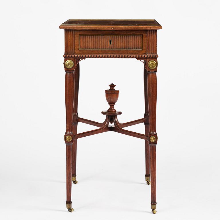 Bord, av Gottlieb Iwersson (mästare i Stockholm 1778-1813), signerat och daterat 1794, Sengustavianskt.