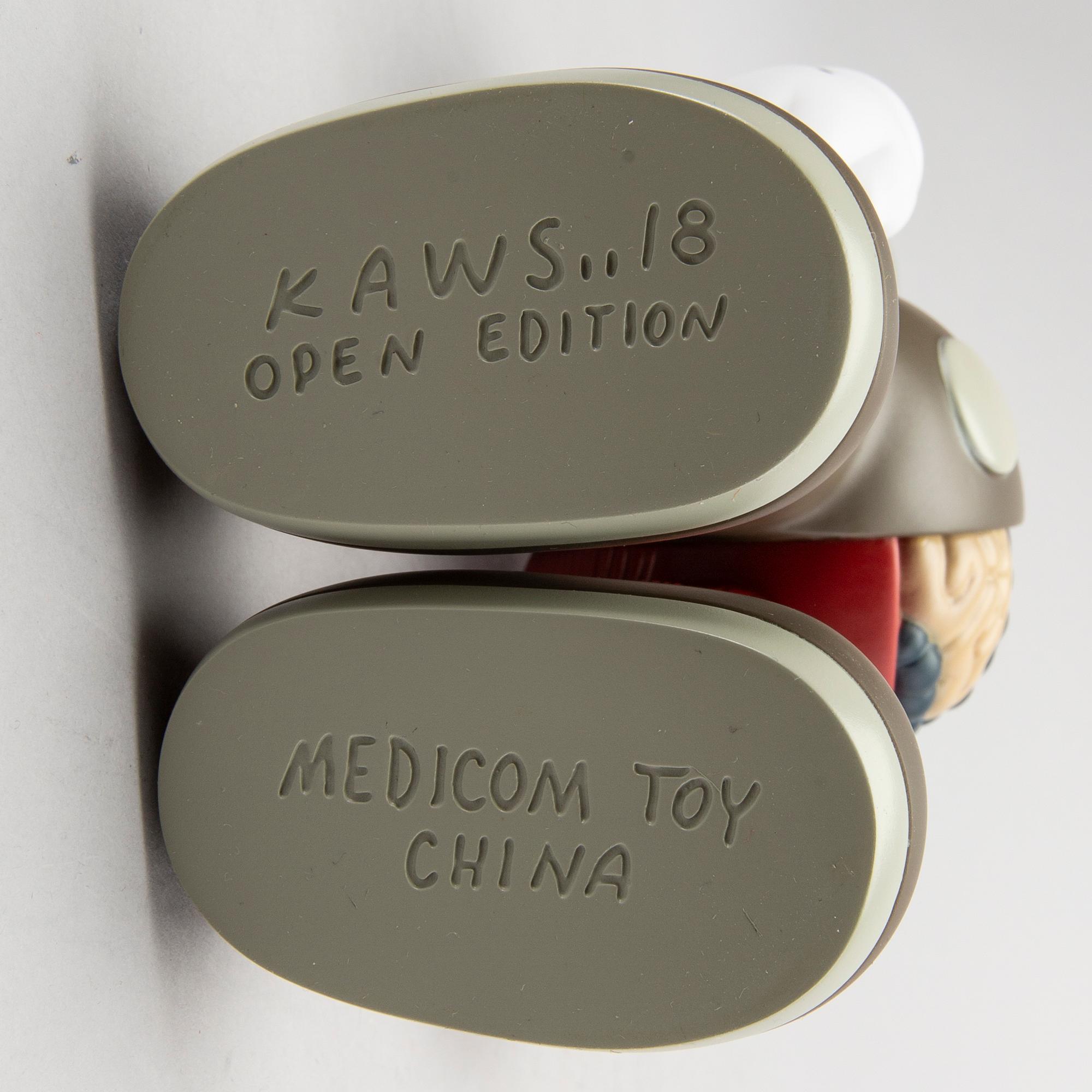 KAWS, sculpture Medicom Toy Companion.