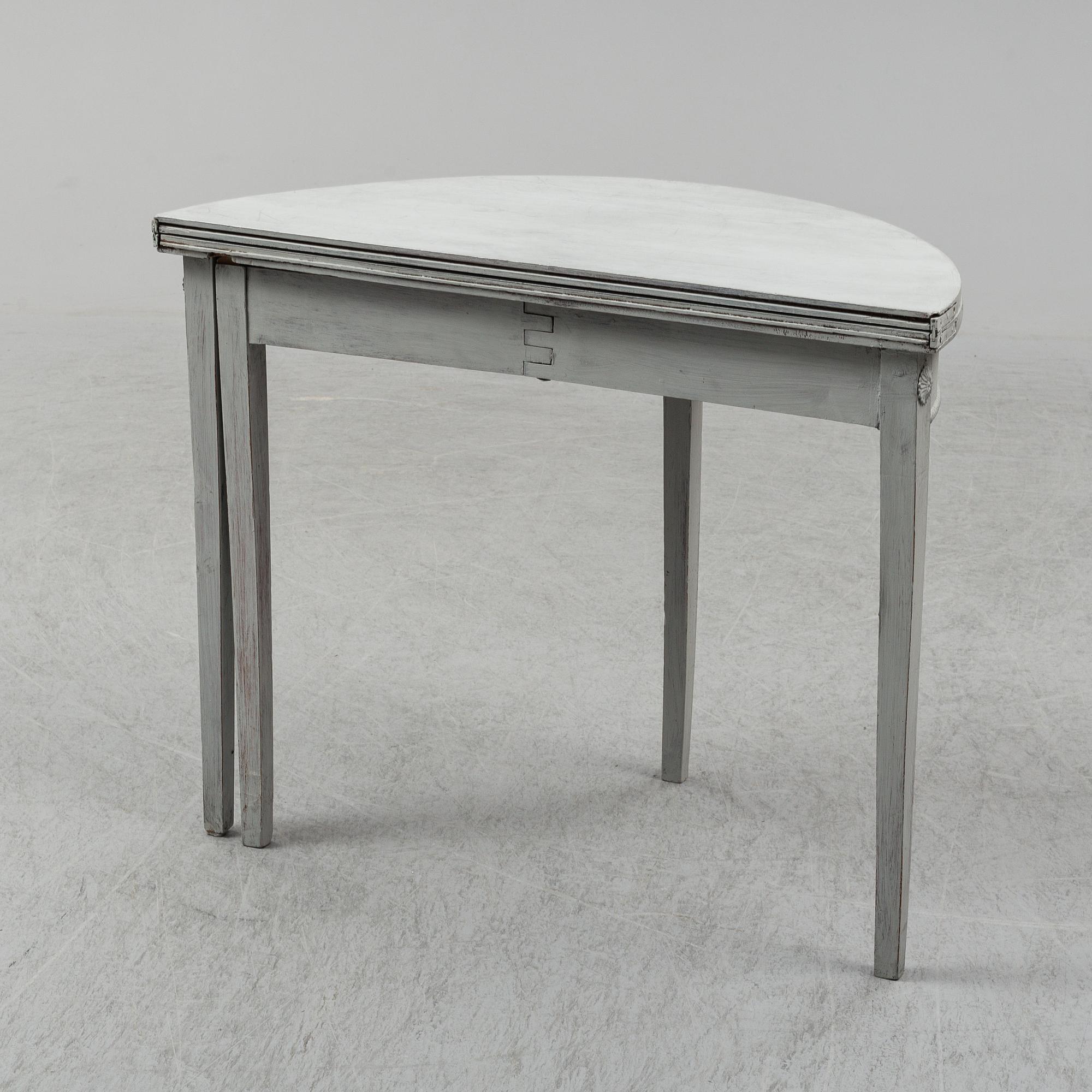 A 19th century table.