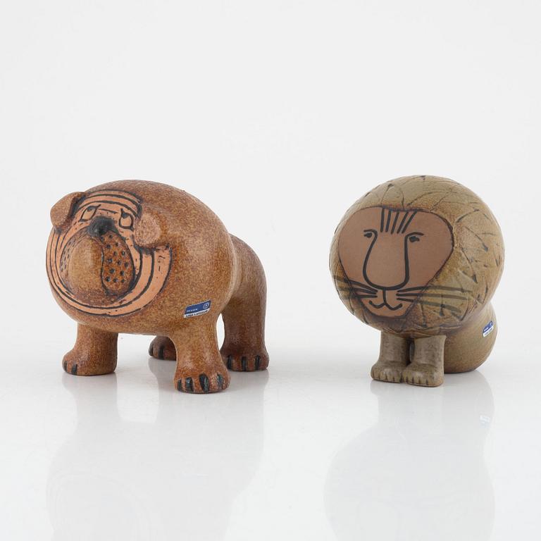 Lisa Larson, figuriner, 2 st, "Lejon" och "Bulldog", Gustavsberg.