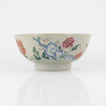 A Chinese Famille Rose Bowl,  Qing Dynasty, Qianlong (1736-95).