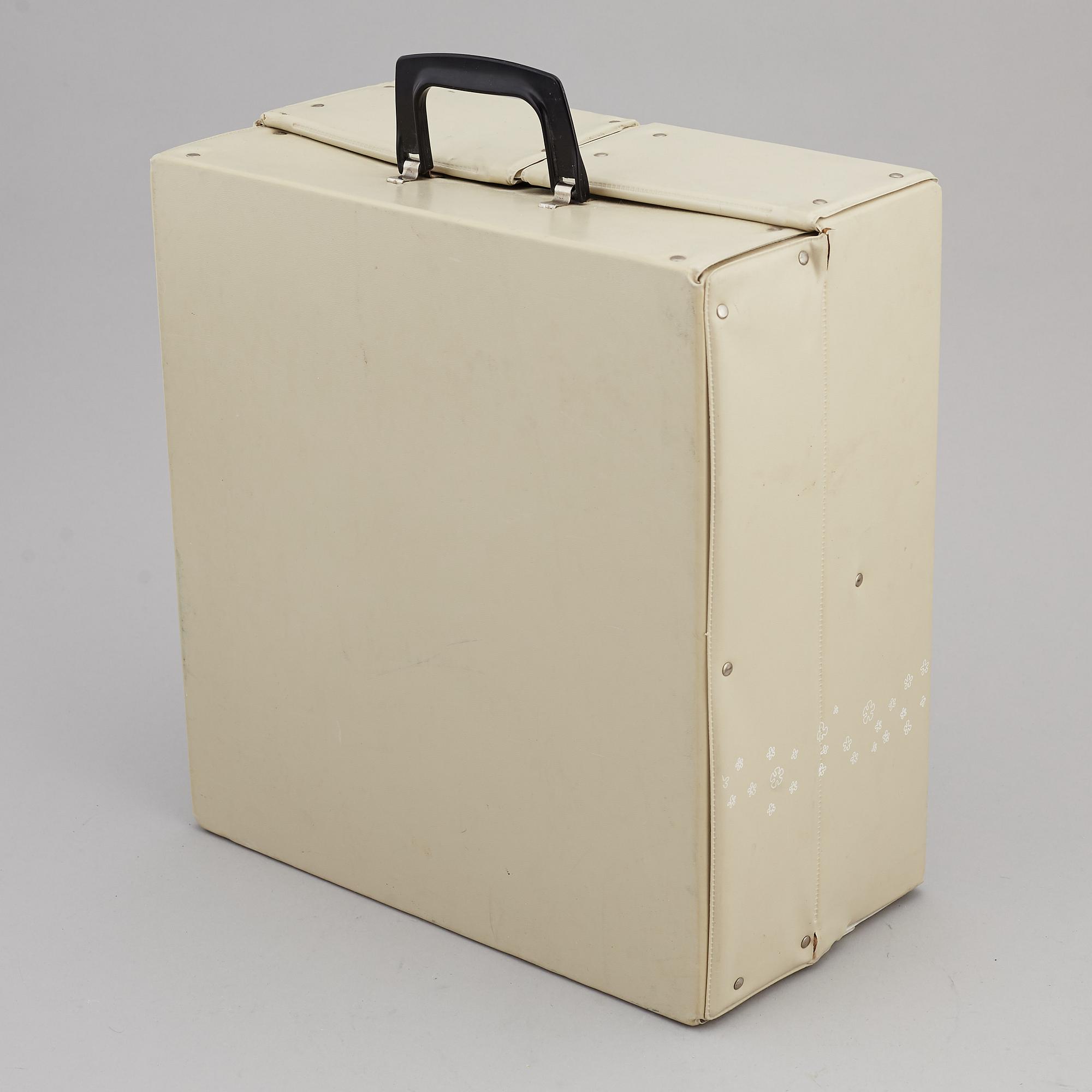 BARBIEDOCKOR, 4 st, samt accessoarer, Mattel, 1960-tal.