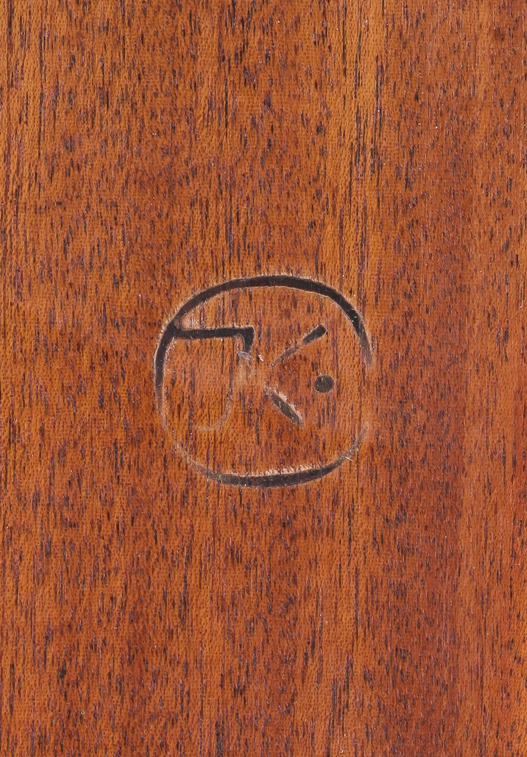 HYLLA, "Pilaster", design John Kandell för Källemo.