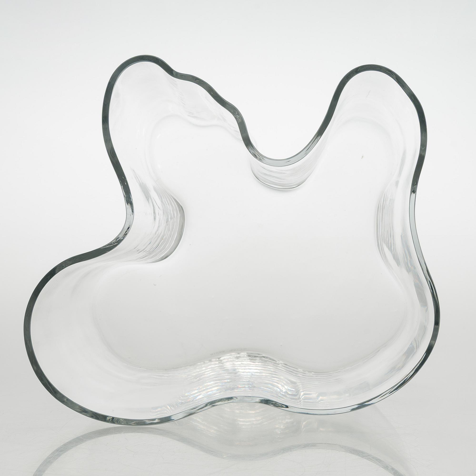 Alvar Aalto, vas 3030, signerad Alvar Aalto.