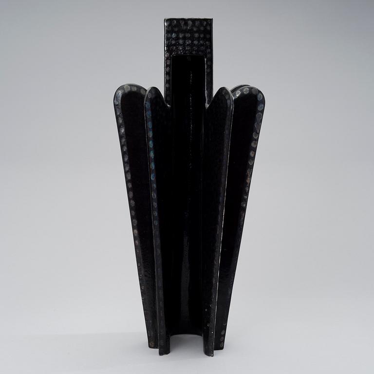 BIRGER KAIPIAINEN, A CERAMIC SCULPTURE. Angel. Signed Kaipiainen, R. Rörstrand, 1950s.