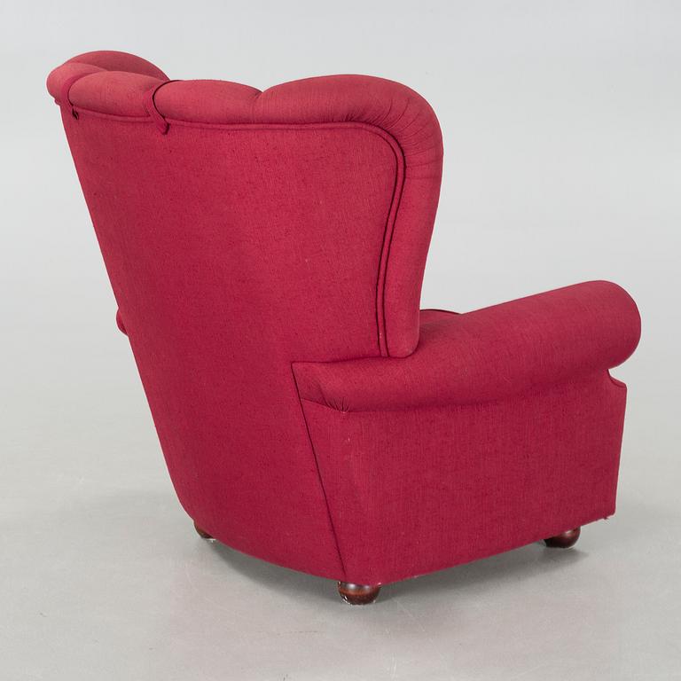 An armchair, made in the second half of the 20th century.