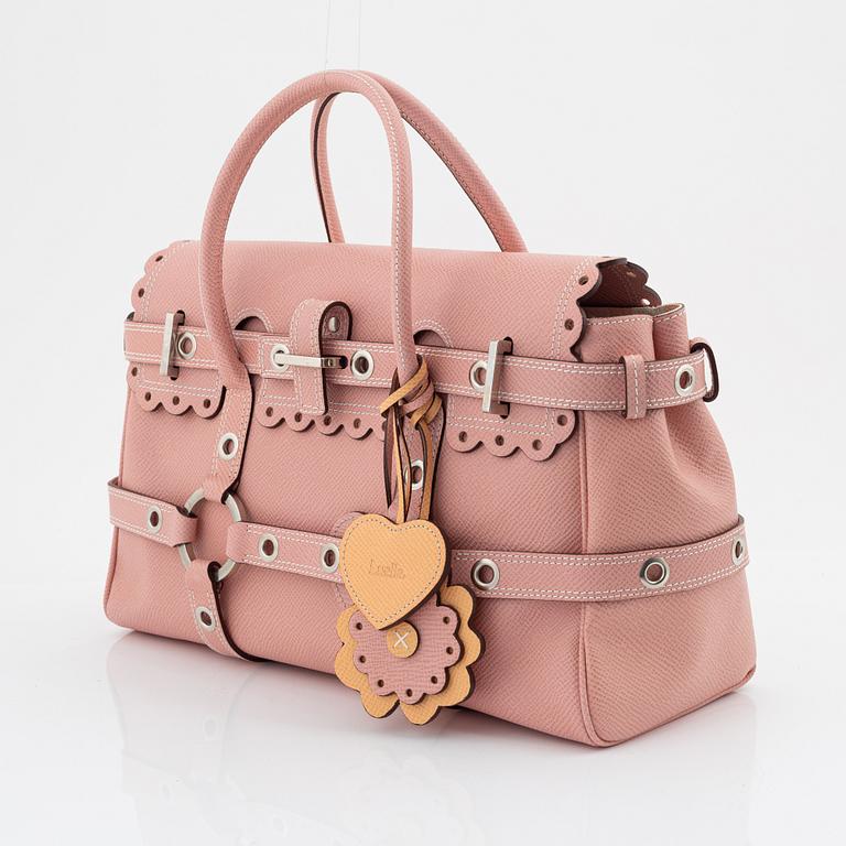 Luella Bartley, a pink leather 'Scallop Gisele' handbag.