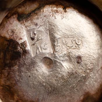 KAFFESERVIS, 3 delar, silver, orientalisk, 1900-talets första hälft. Vikt ca 1233 gram.
