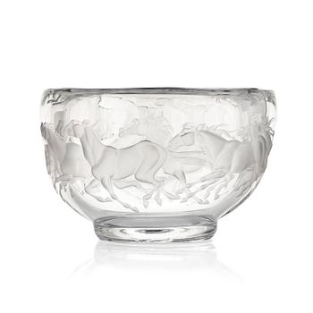 91. Vicke Lindstrand, a unique engraved glass bowl, reportedly a special commission ca 1972, Kosta, Sweden engraved by Tage Cronqvist.