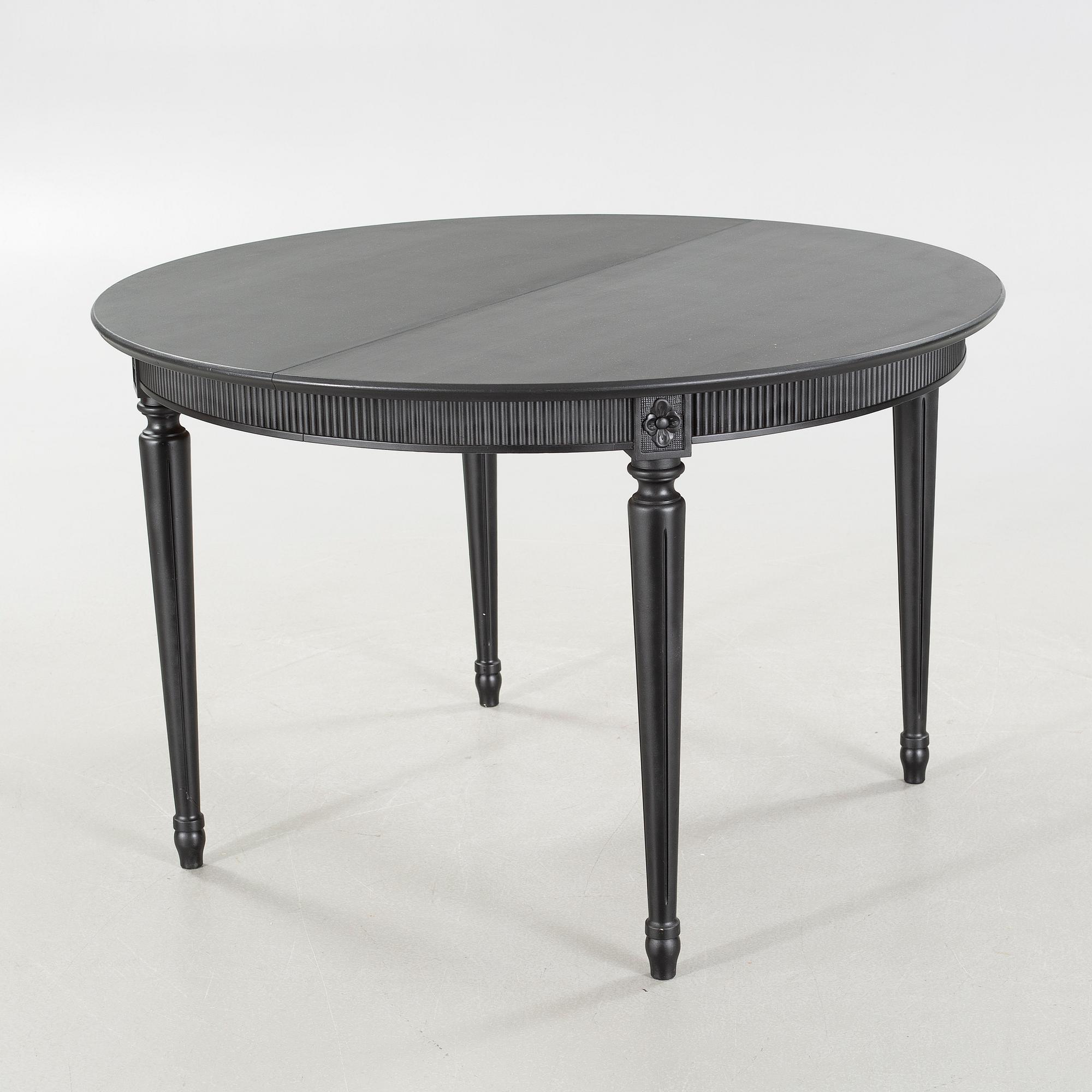 A gustavian style dining table, late 20th century.
