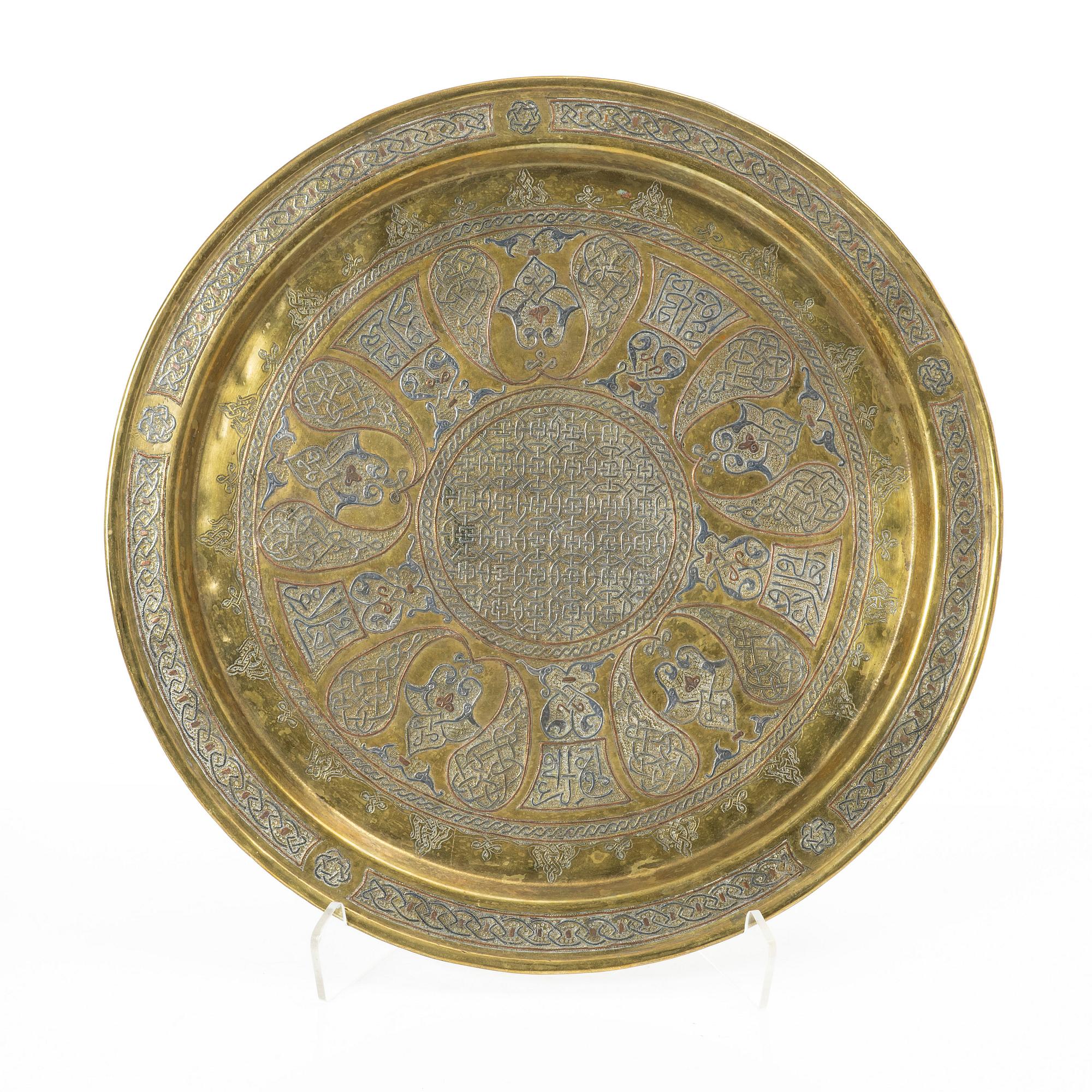 Bricka, mässing, Mamluk stil, Västra Asien 1900-talets första del.