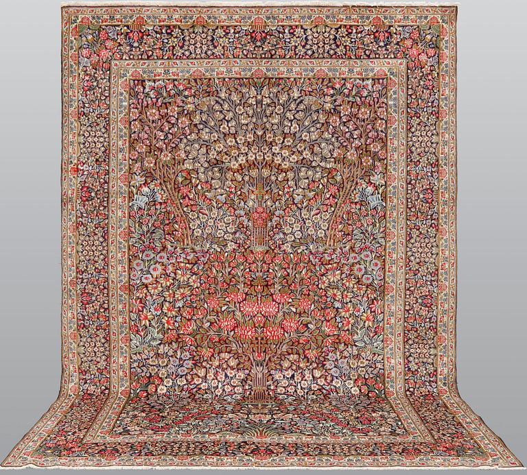 Matto, Kirman, noin 338 x 230 cm.