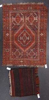 MATTA samt SADELVÄSKA, orientaliska, ca 145x105 resp 60x65.
