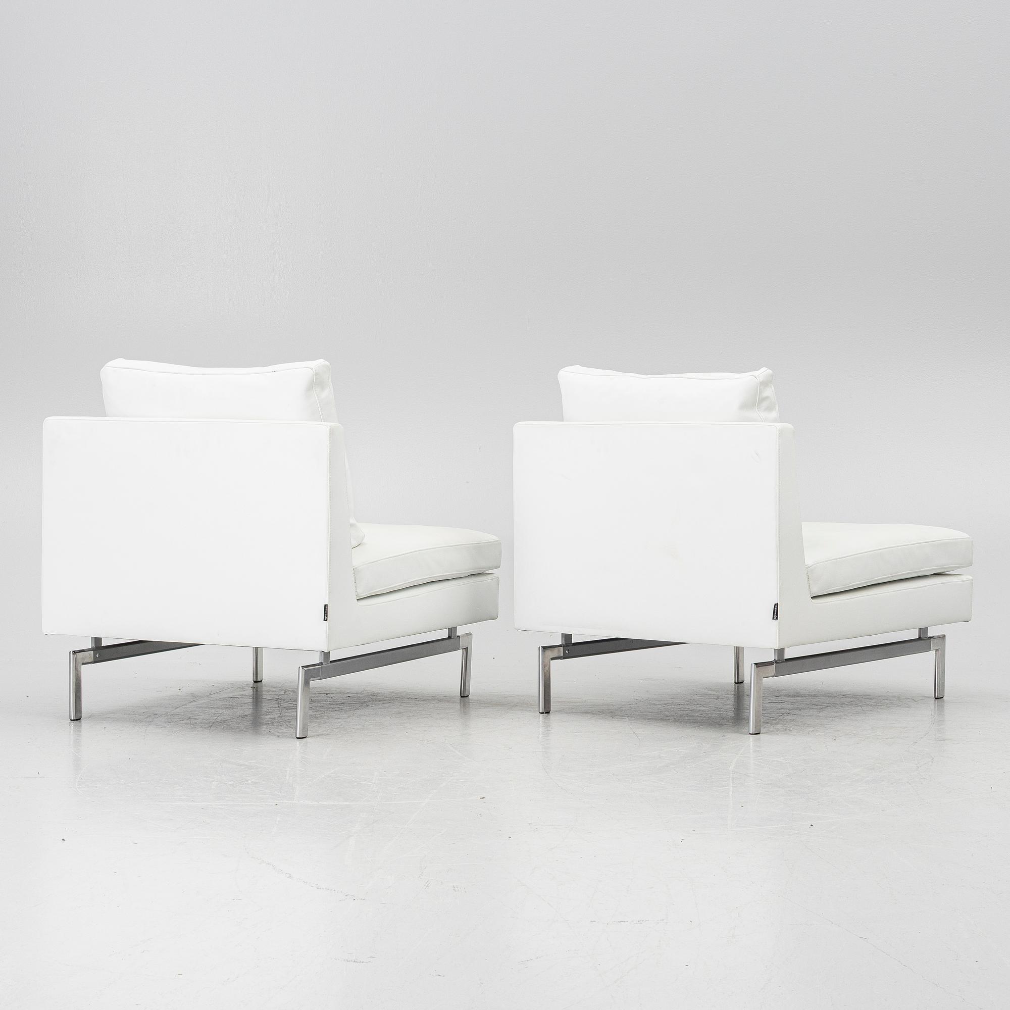 Armchairs, a pair, Ligne Roset, France.