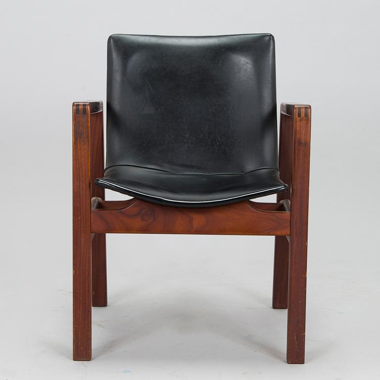 Carl Gustaf Hiort af Ornäs, nojatuoli, "Hamlet", Puunveisto Oy - Träsnideri Ab, 1960-luku.