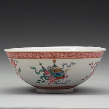 A Chinese bowl, Republic, 20th century with a Hongxian  mark.