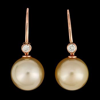 22. A pair of cultured South sea and brilliant cut diamond earrings,