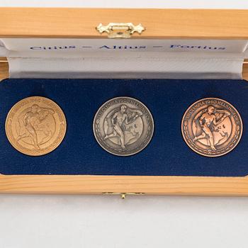Commemorative medals in a box, 3 pcs, Olympic Games Helsinki 1940, Hopeatehdas Oy.