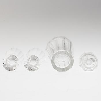 A set of twelve glasses and a cocktailshaker by Elis Berg, Kosta.