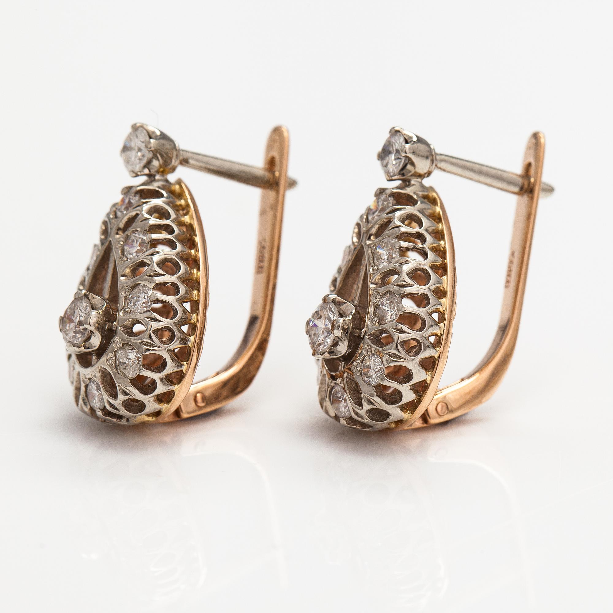 Korvakoru, 14K kultaa ja timantteja n. 0.96 ct yht. Venäjä.