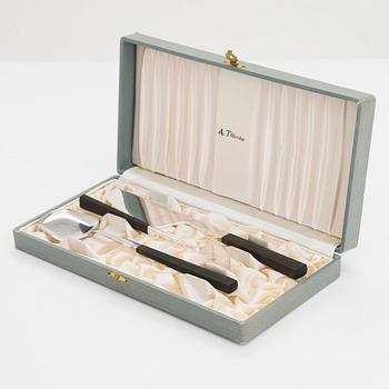 Mauno Honkanen, serveringsbestick 3 dlr, silver, Tillander, Helsingfors 1957. I originaletui,