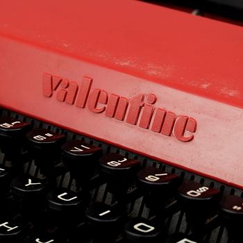SKRIVMASKIN, "Valentine", Perry King samt Ettore Sottsass, Olivetti, 1900-tal.
