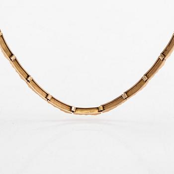 Zoltan Popovits, a 14K gold 'Egina' necklace for Lapponia 2001.