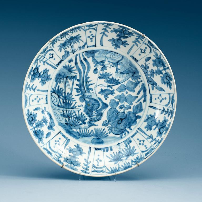A blue and white charger, Ming dynasty, Wanli (1572-1620).
