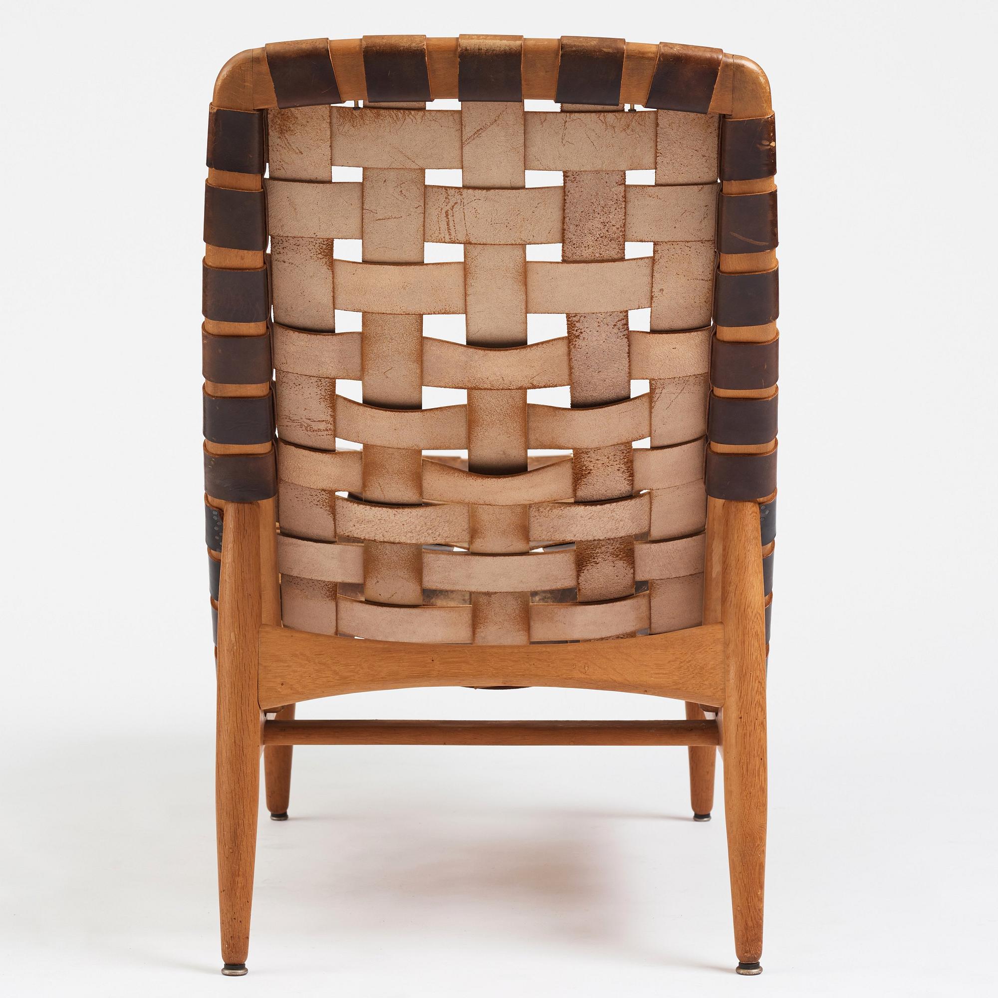 Arne Vodder, a teak chaise longue with black leather straps, Bovirke Denmark 1950's.