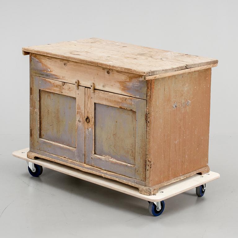 SKÄNK/DISKBÄNK, 1800-tal.