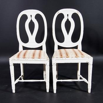 STOLAR, ett par, gustavianska, provinstillverkade. Tidigt 1800-tal.