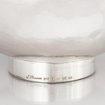 Lars Håkansson, a sterling coffeepot, Lund, 1982, sterling silver.