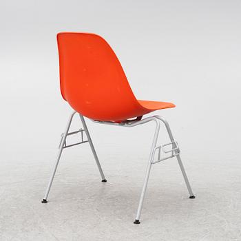 Charles & Ray Eames, five 'DSS' chairs, Vitra.