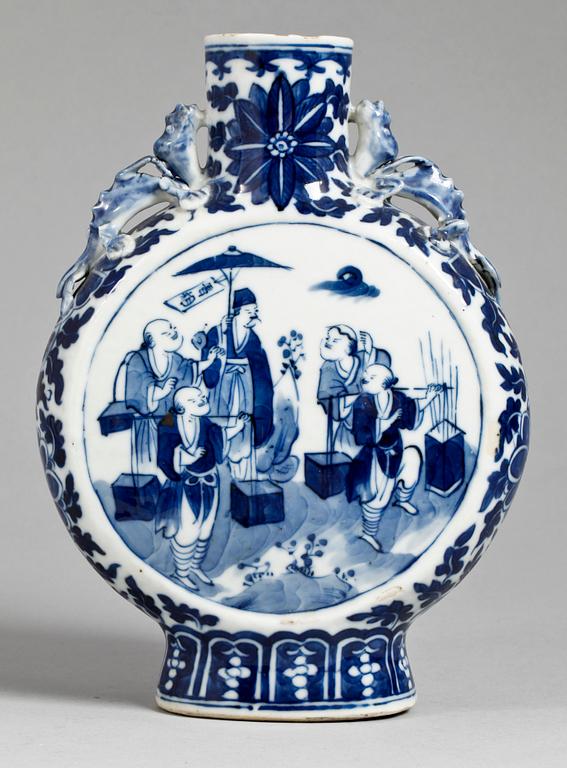 PILGRIMSKRUS, porslin, Kina 1800-tal.