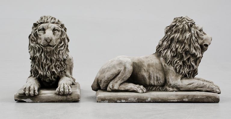 TRÄDGÅRDSSKULPTURER, ett par, cement, 2000-tal.