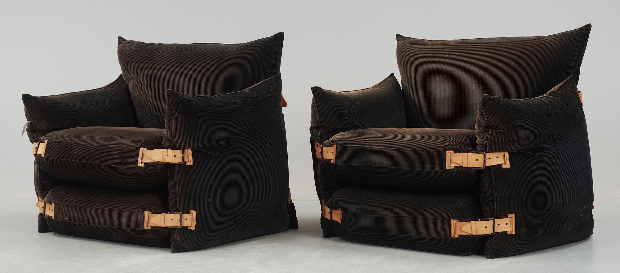 FÅTÖLJER, ett par, 1900-talets andra hälft.