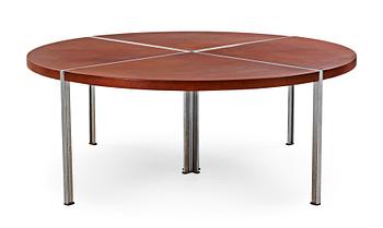 111. A Walter Knoll dining table with brown leather top, Germany.