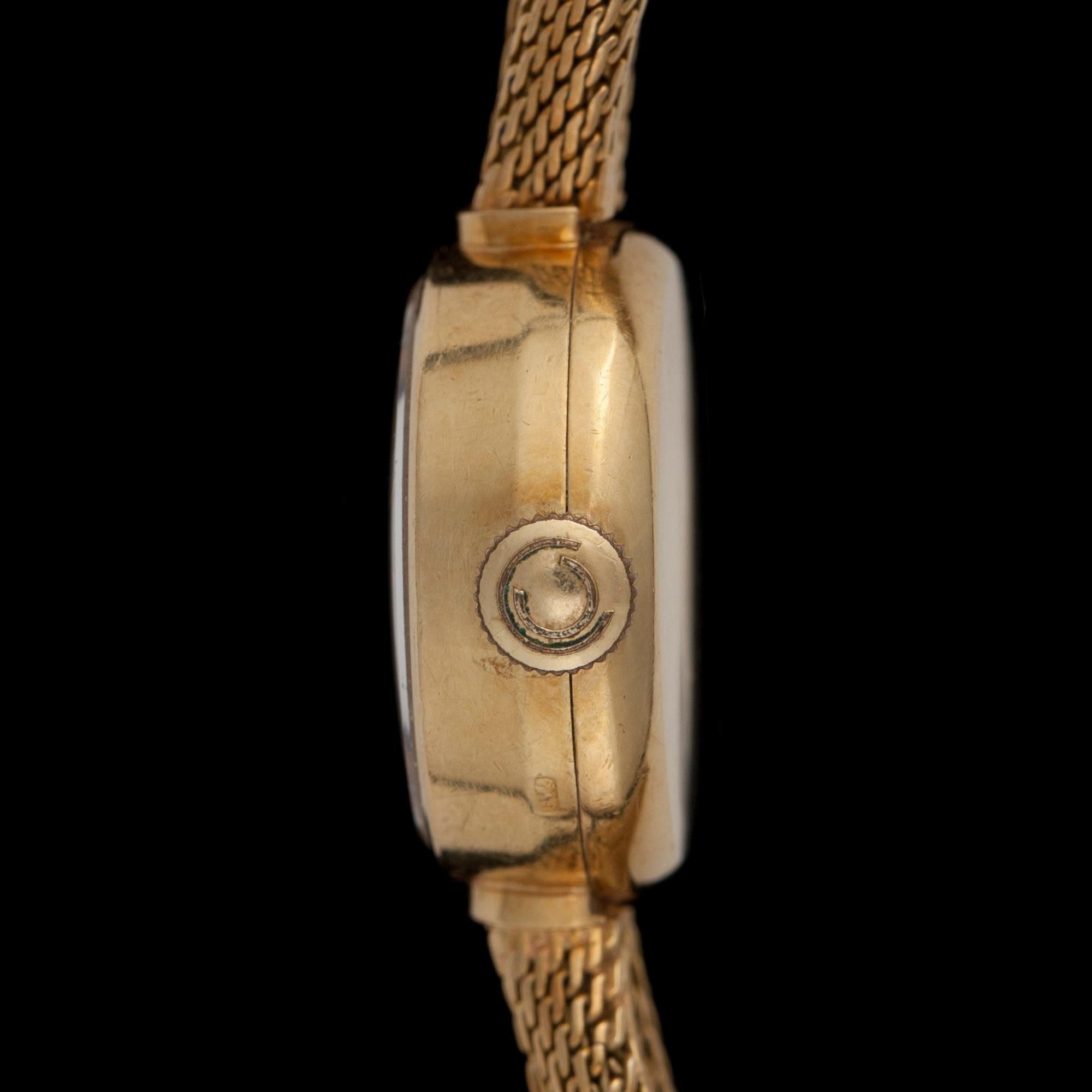 ARMBANDSUR, dam, 18k guld, Certina, 1900-talets mitt. Totalvikt 26,7g.